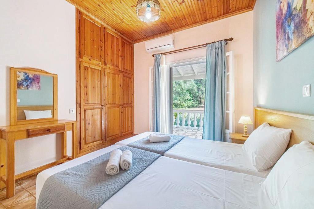 Villa Olive Grove And Sea View Agios Spyridon  Bagian luar foto